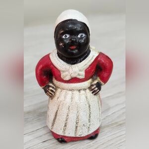 Vintage Black Americana Cast Iron Bank